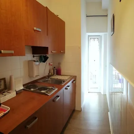 Julius Caesar Konukevi Roma